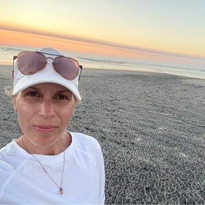 Meet your Posher, Elisha-kay